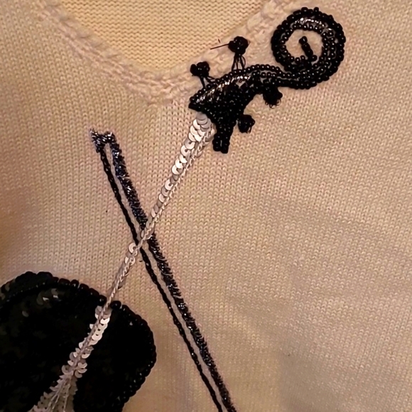 Michael Simon Off White Violin Knit Top - Picture 3 of 7